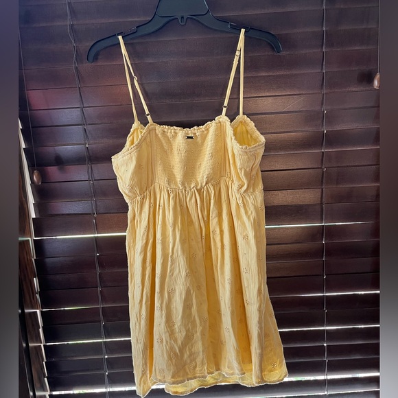 Yellow summer dress - Picture 2 of 3
